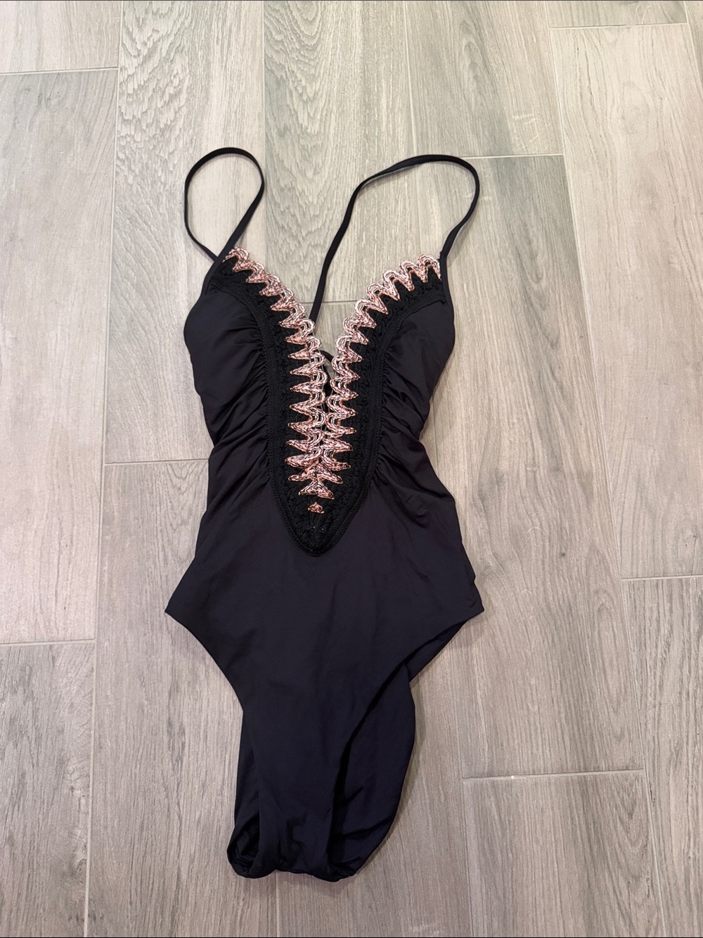 Becca Woman’s Black One-Piece Intimate with Rose Gold Trim Size M